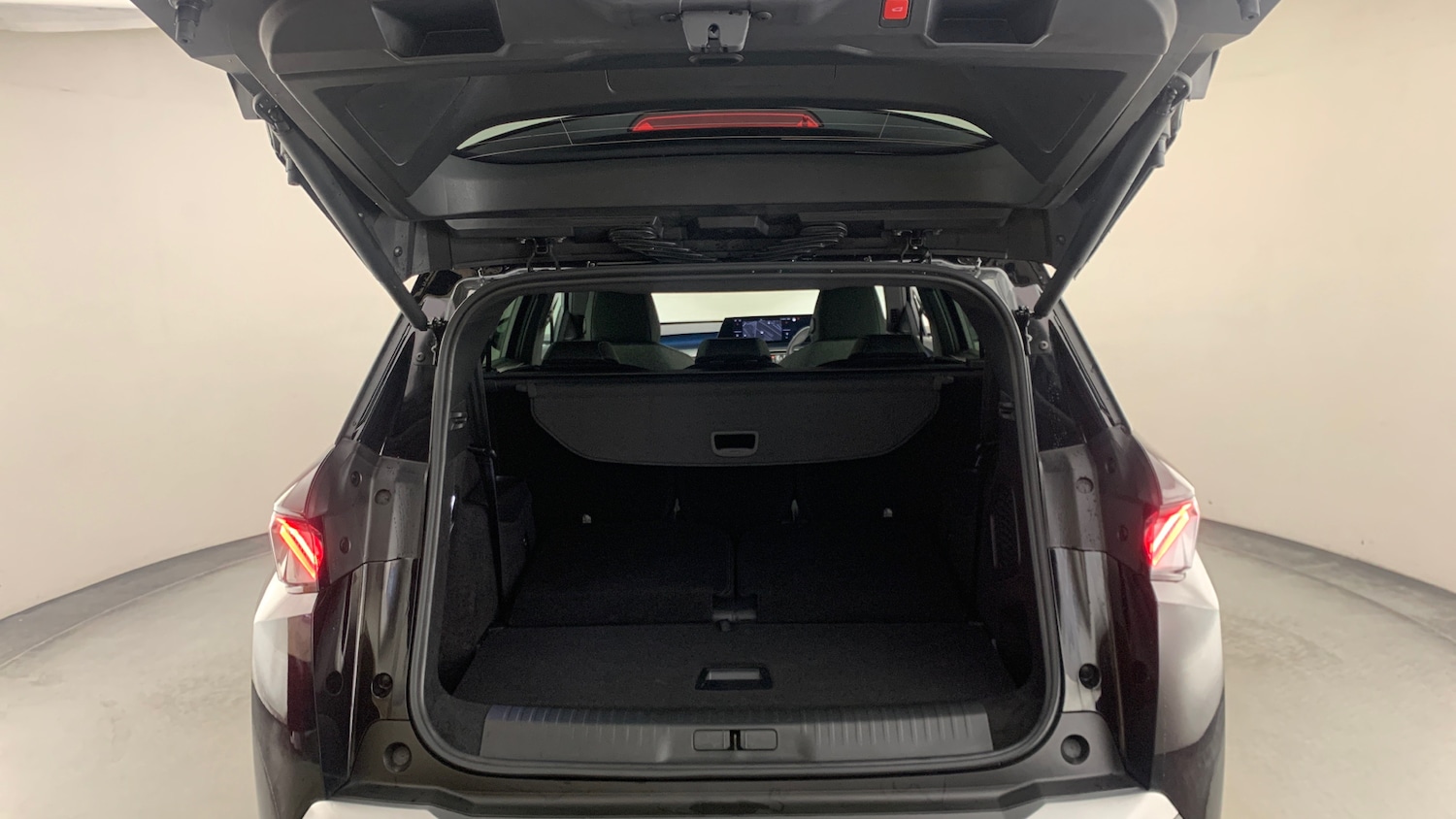 Used Peugeot 5008 2025 for sale - 76887944: Photo 5