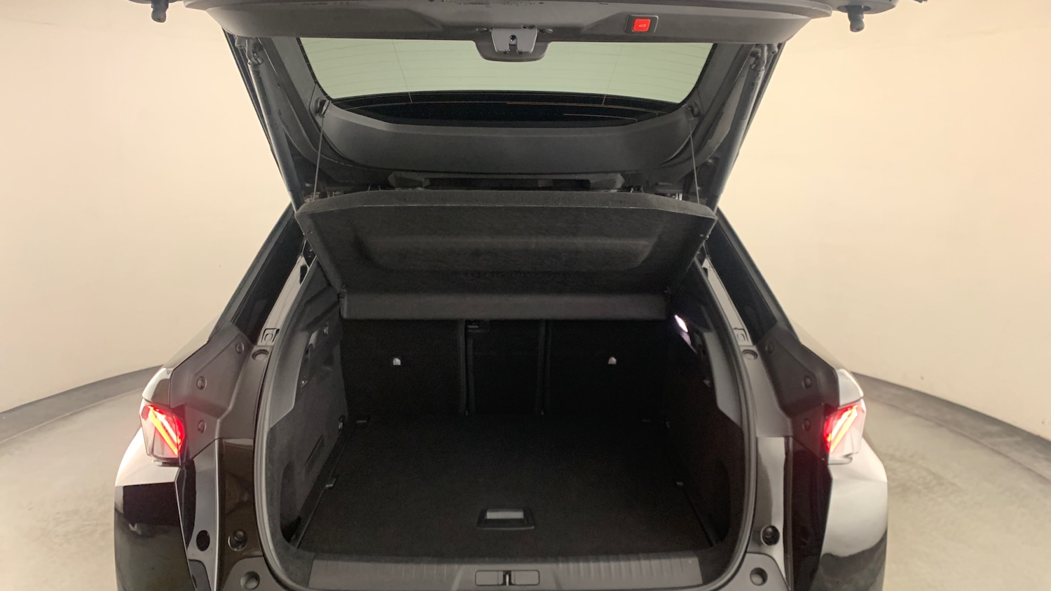 Used Peugeot 3008 2025 for sale - 76998794: Photo 5