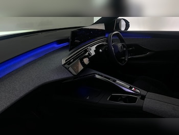 Used Peugeot 3008 2024 for sale - 76966101: Photo