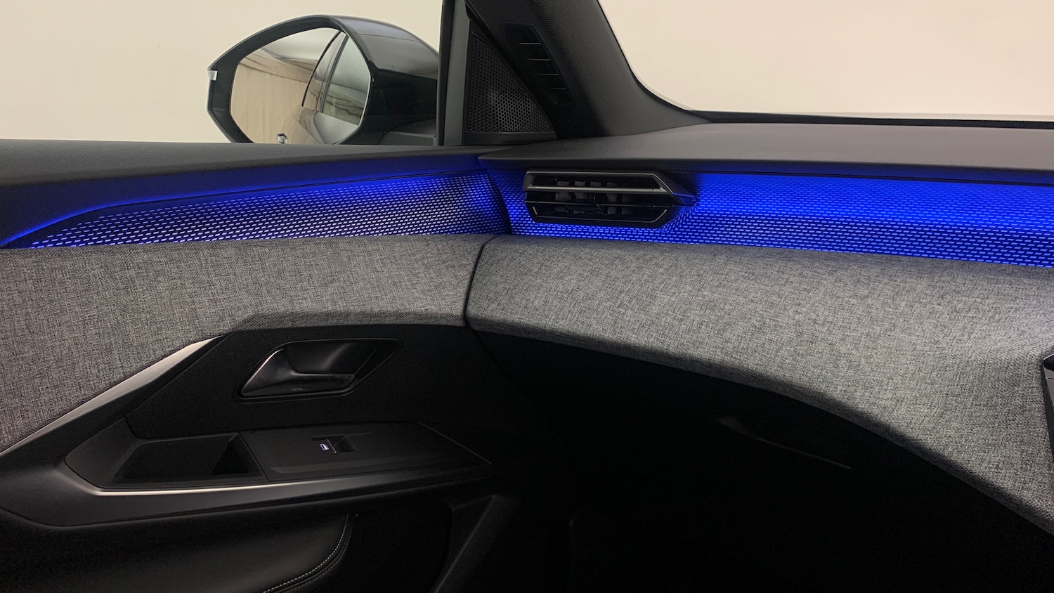 Used Peugeot 3008 2024 for sale - 76966101: Photo 38