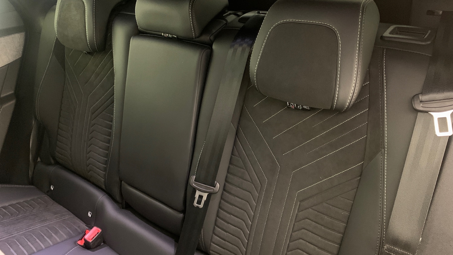 Used Peugeot 3008 2024 for sale - 76966101: Photo 8