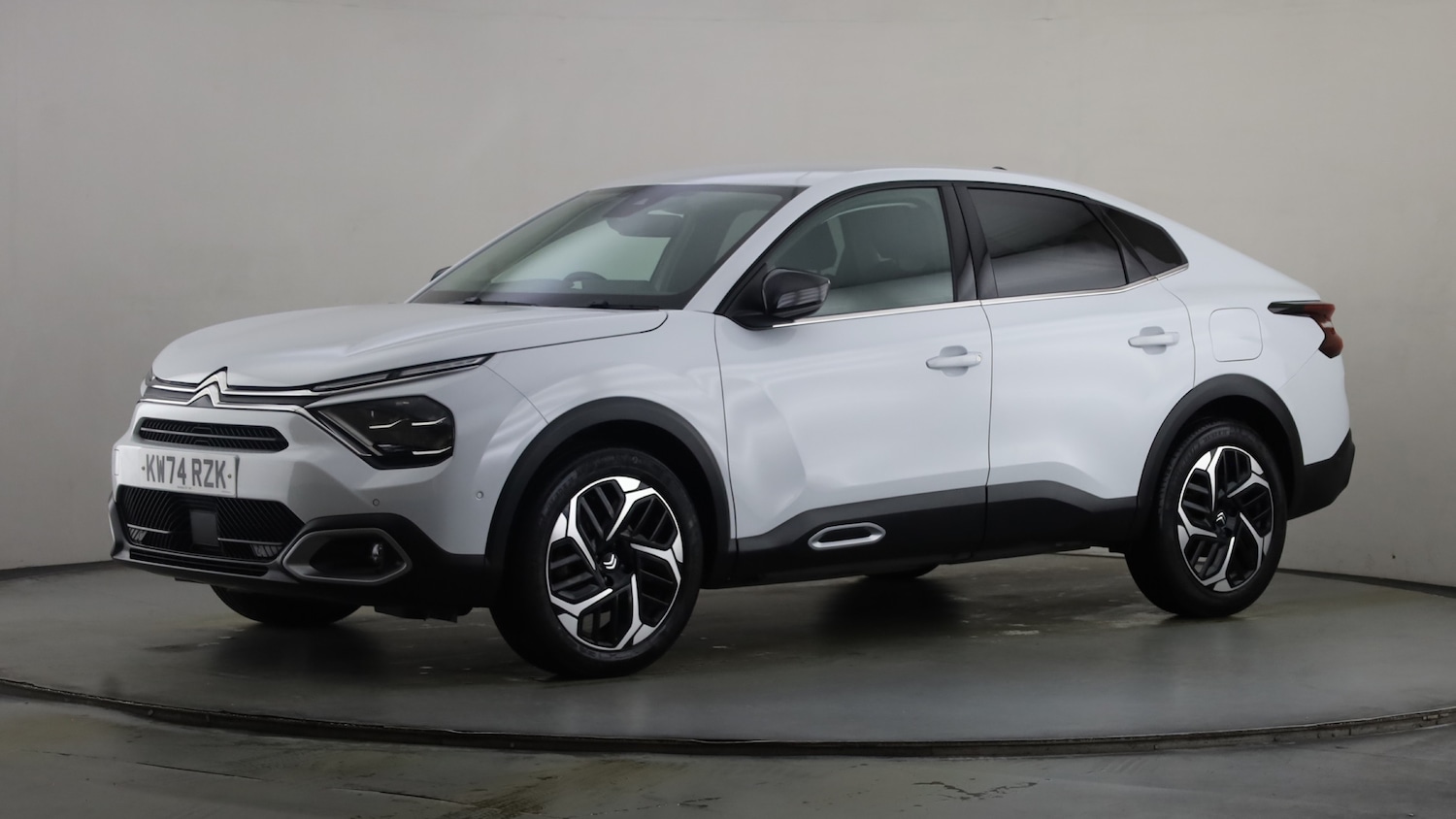 Used Citroen C4 2024 for sale - 76621460: Photo 15