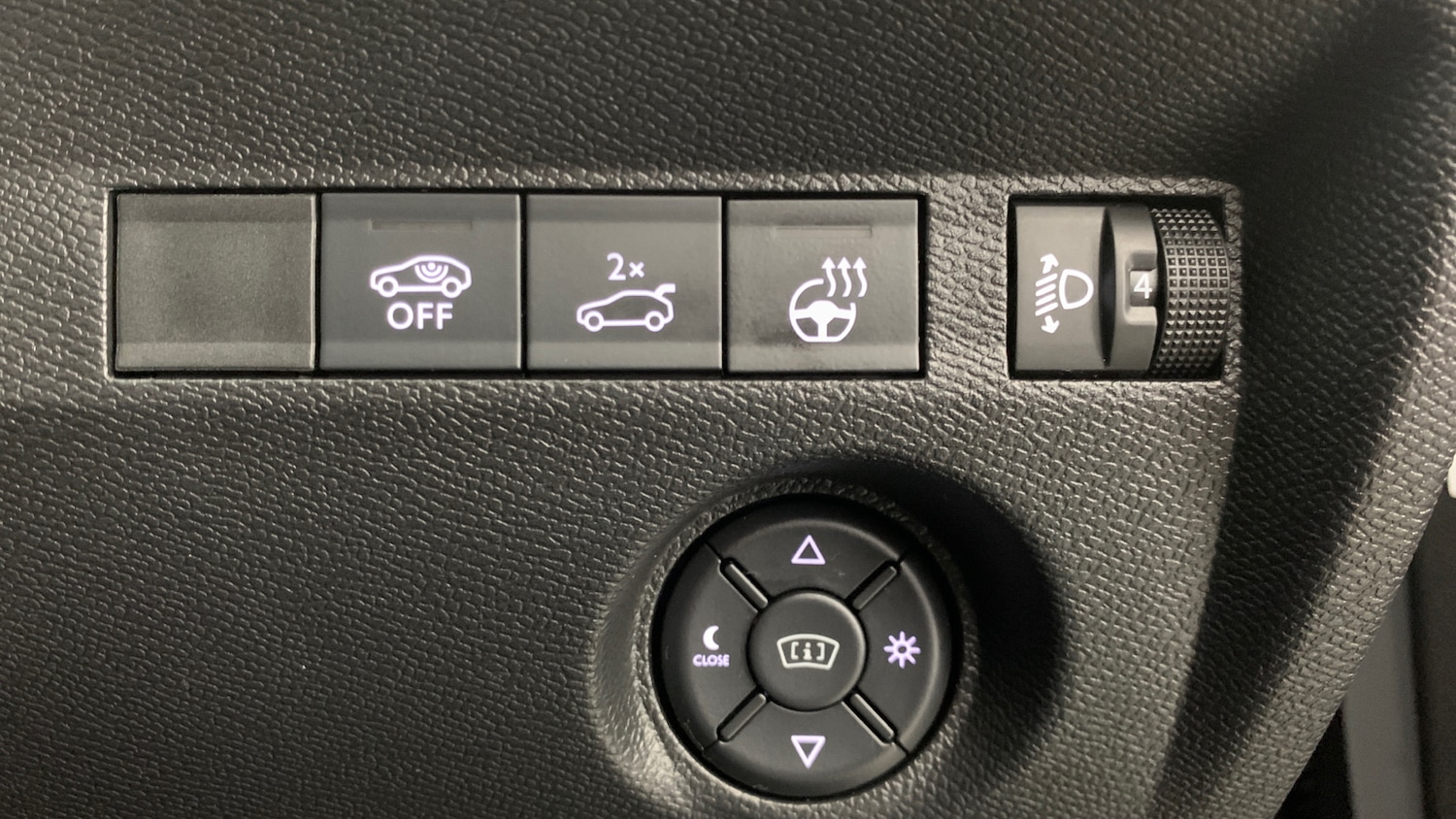 Used Citroen C4 2024 for sale - 76621460: Photo 20