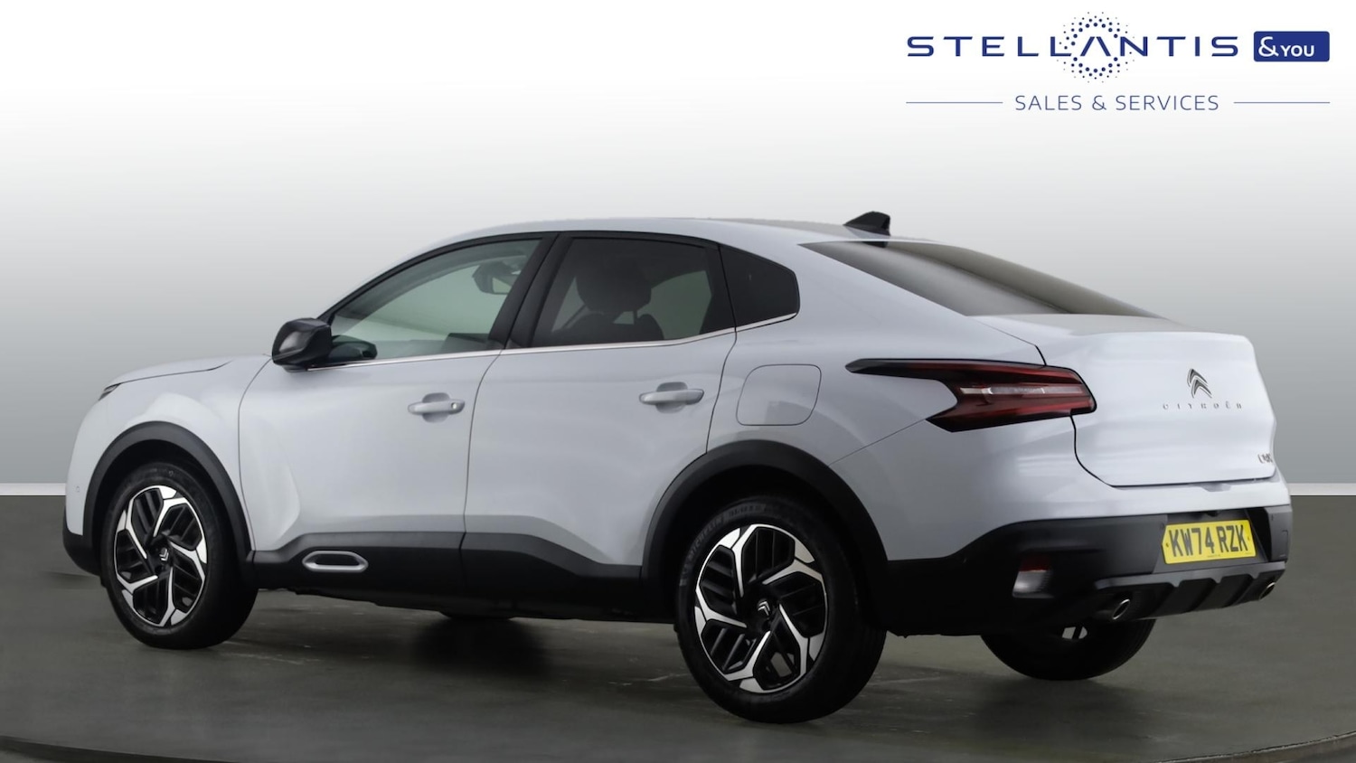 Used Citroen C4 2024 for sale - 76621460: Photo 3