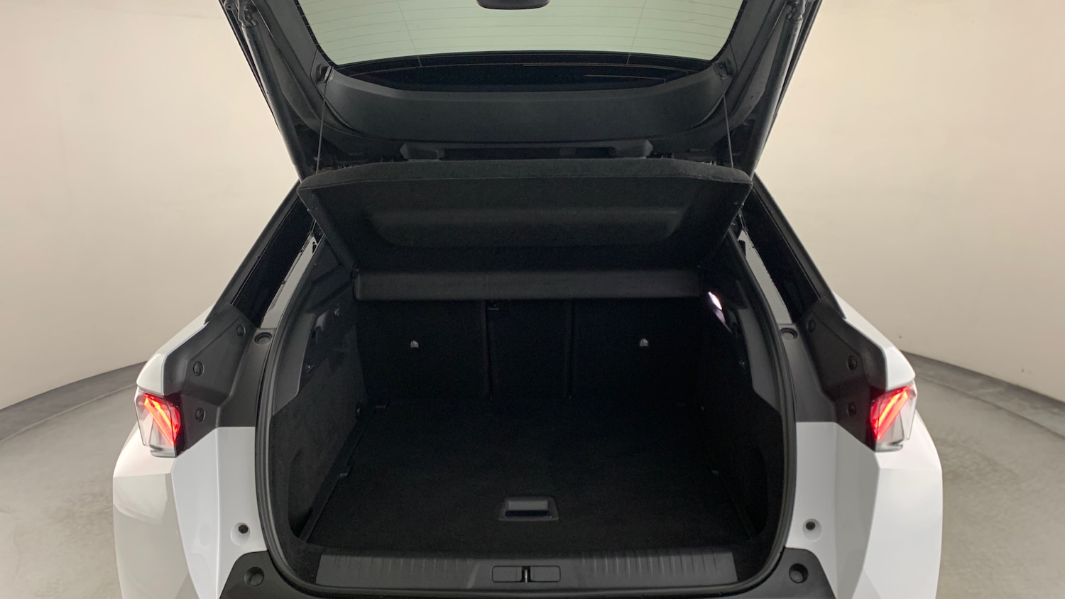 Used Peugeot 3008 2024 for sale - 76586394: Photo 5