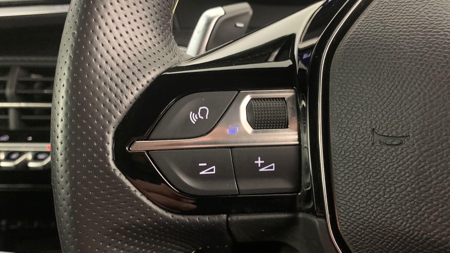 Used Peugeot 2008 2025 for sale - 76621415: Photo 19