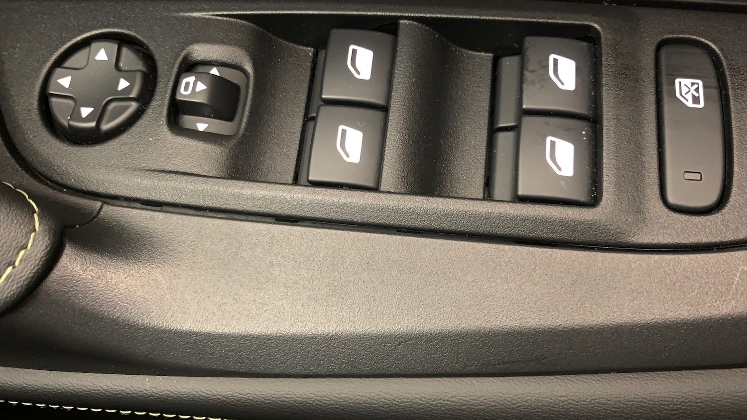 Used Peugeot 2008 2025 for sale - 76621415: Photo 38