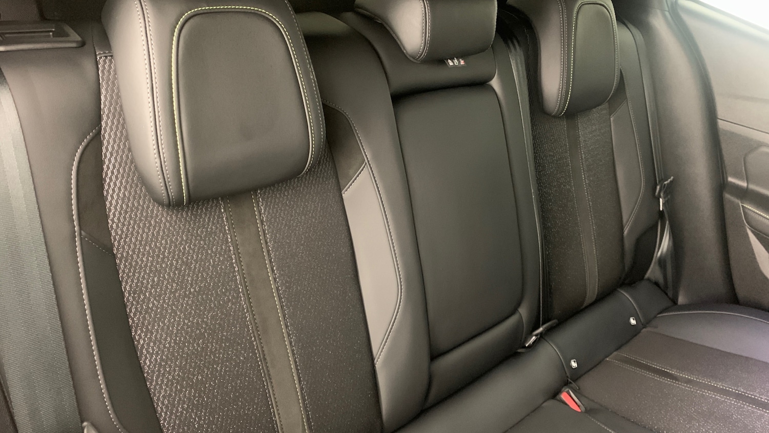 Used Peugeot 408 2025 for sale - 76966107: Photo 7