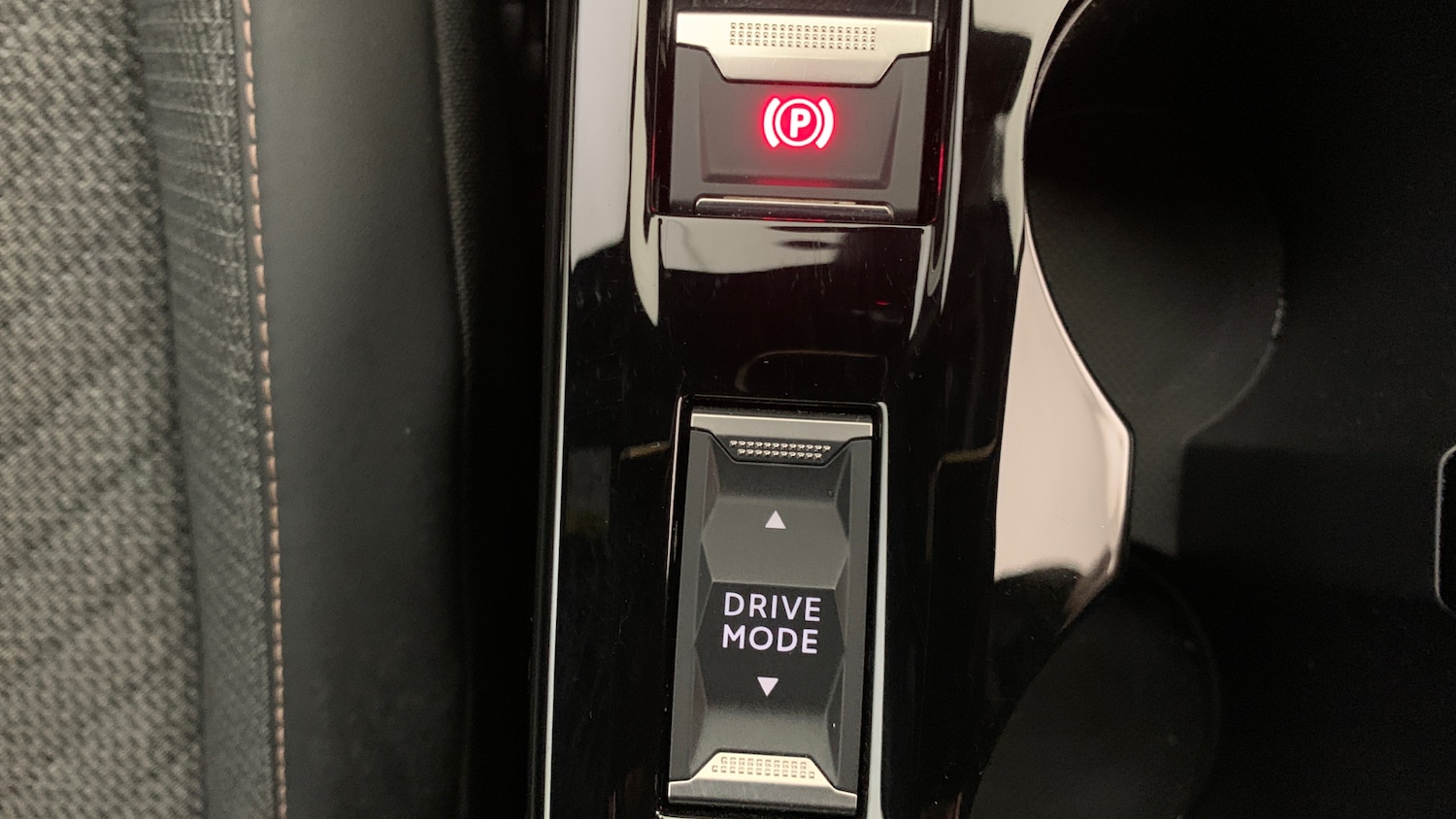 Used Peugeot 2008 2024 for sale - 76400055: Photo 33