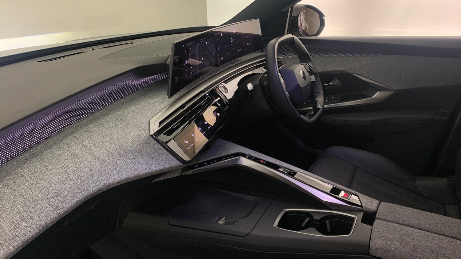 Used Peugeot 3008 2025 for sale - 77157238: Photo 2