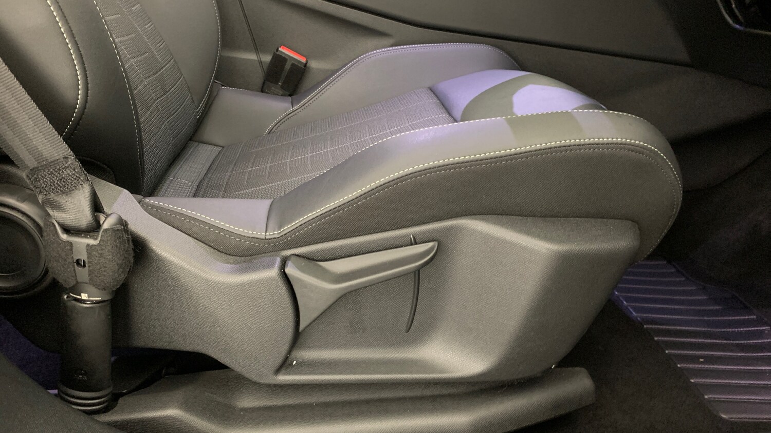 Used Peugeot 3008 2025 for sale - 77910203: Photo 60