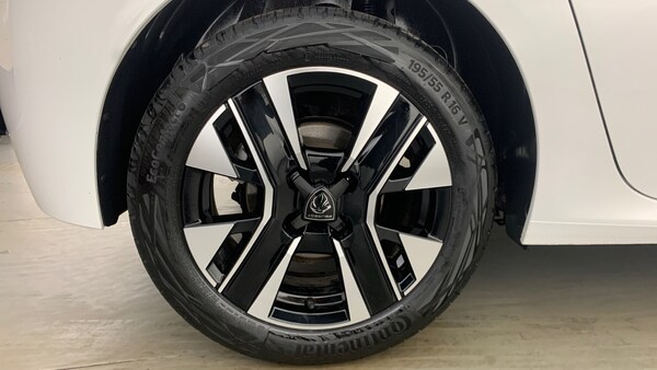 Used Peugeot 208 2024 for sale - 75697992: Photo 22