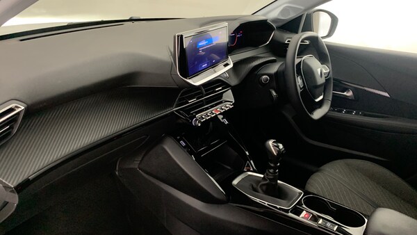 Used Peugeot 208 2024 for sale - 75697992: Photo 2