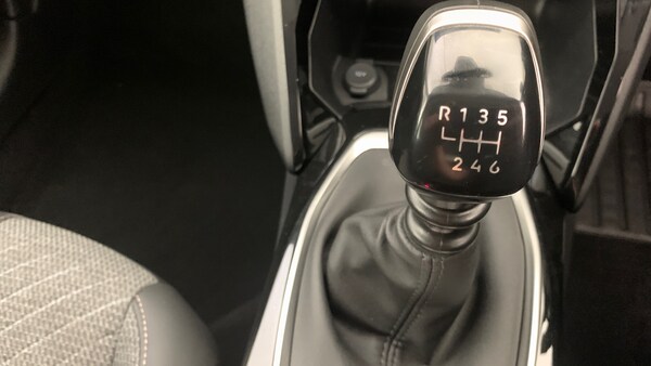 Used Peugeot 208 2024 for sale - 75697992: Photo 31