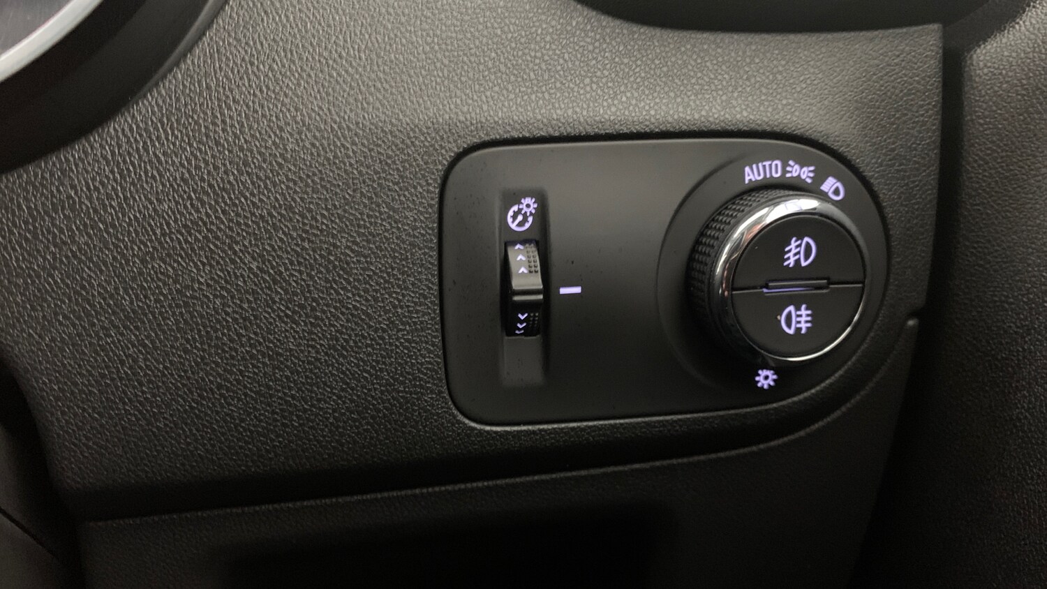 Used Vauxhall Crossland 2022 for sale - 75992312: Photo 20