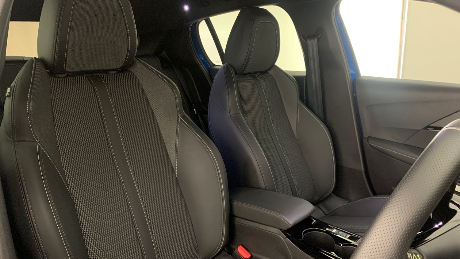 Used Peugeot 208 2025 for sale - 76474393: Photo 43