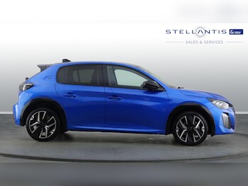 Used Peugeot 208 2025 for sale - 76474393: Photo