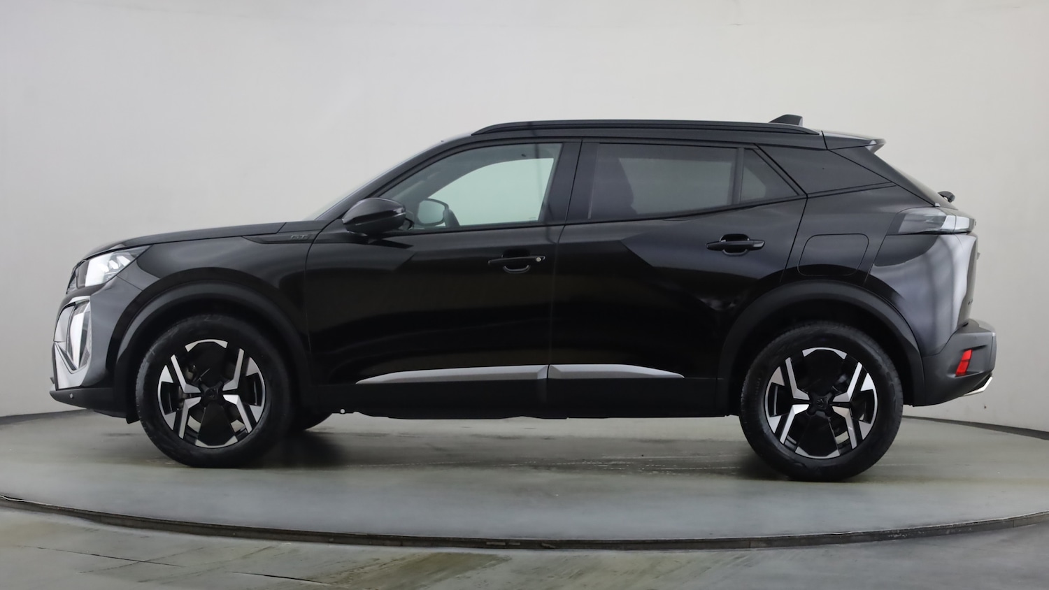 Used Peugeot 2008 2025 for sale - 76400061: Photo 14