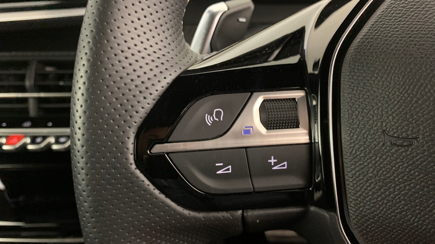 Used Peugeot 2008 2025 for sale - 76400061: Photo 19