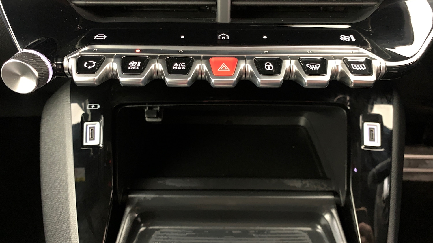 Used Peugeot 2008 2025 for sale - 76400061: Photo 30