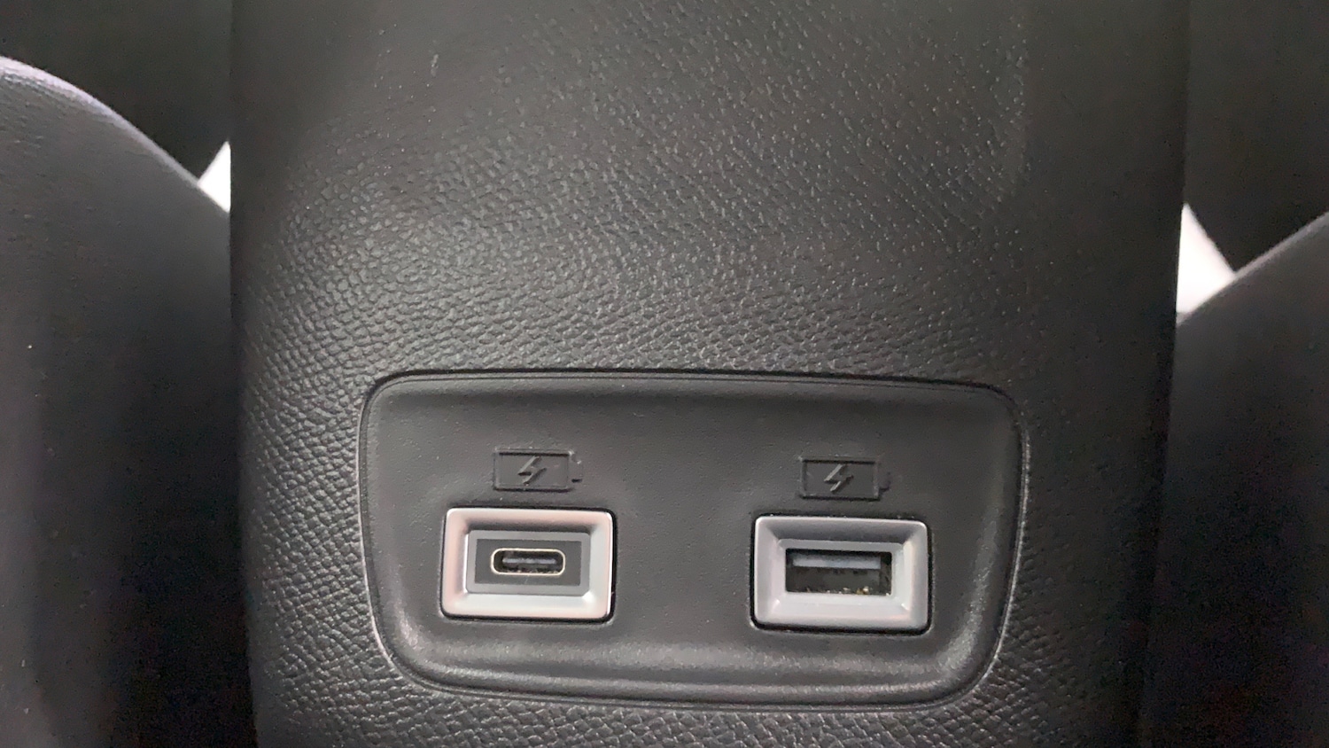 Used Peugeot 2008 2025 for sale - 76400061: Photo 40