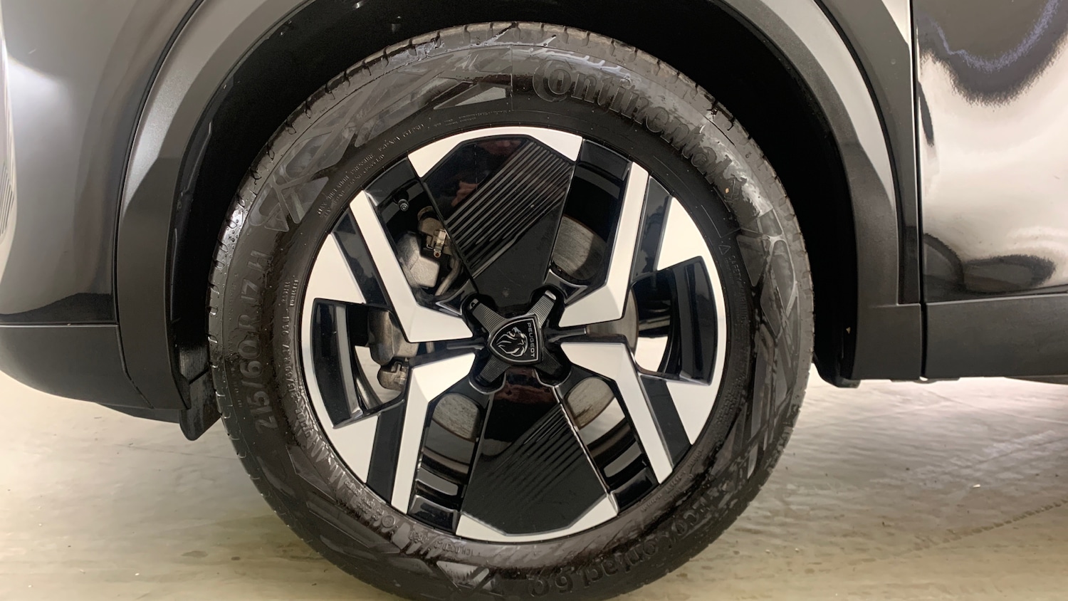 Used Peugeot 2008 2025 for sale - 76400061: Photo 6