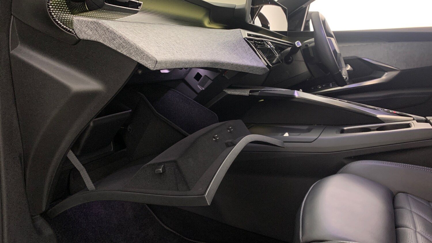 Used Peugeot 3008 2024 for sale - 77854997: Photo 43