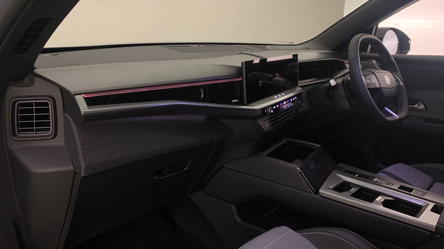 Used Vauxhall Grandland 2025 for sale - 77457158: Photo 2