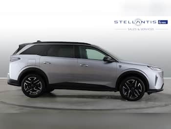 Used Peugeot 5008 2025 for sale - 79846636: Photo