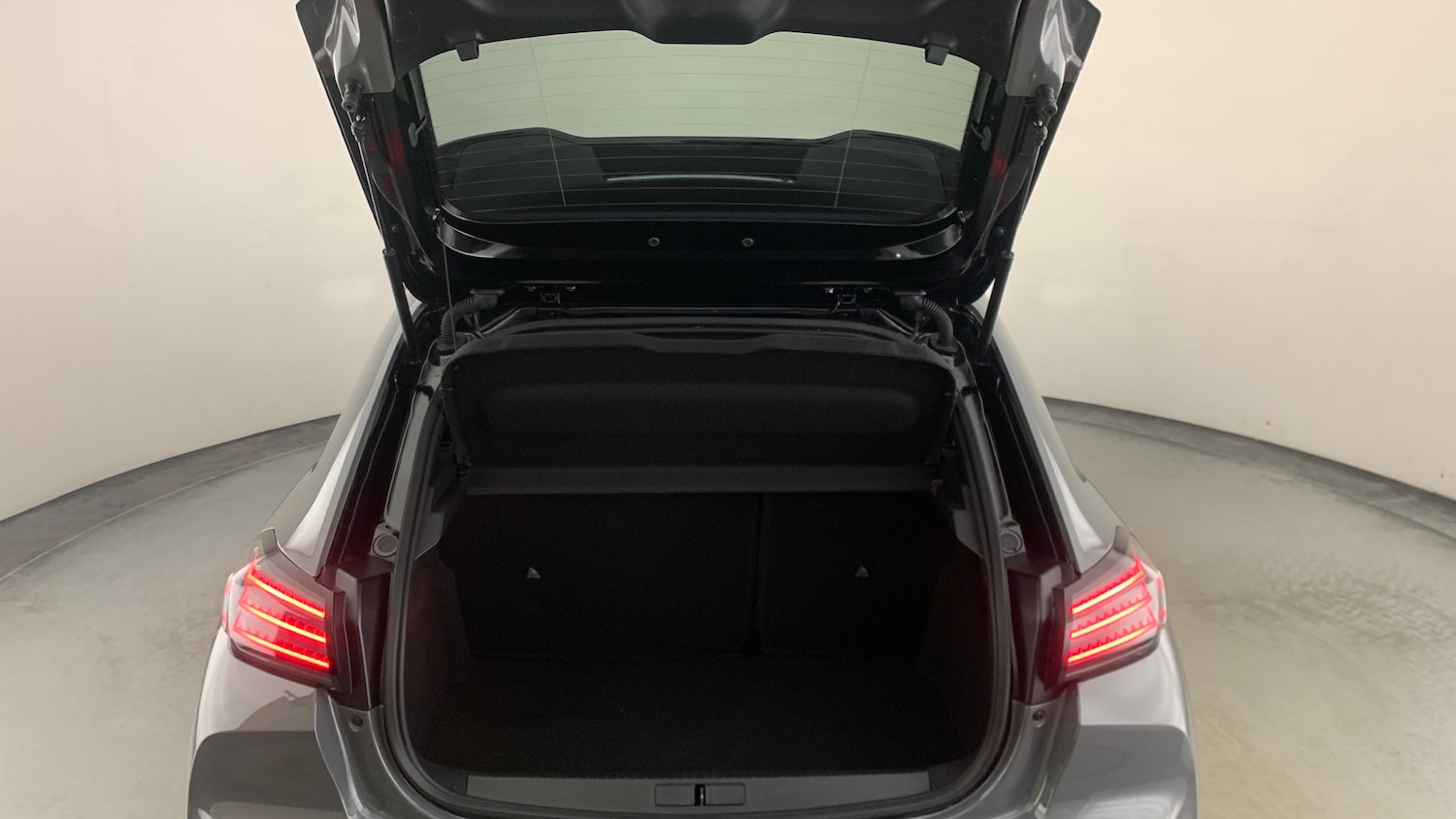 Used Peugeot 208 2025 for sale - 76966097: Photo 5