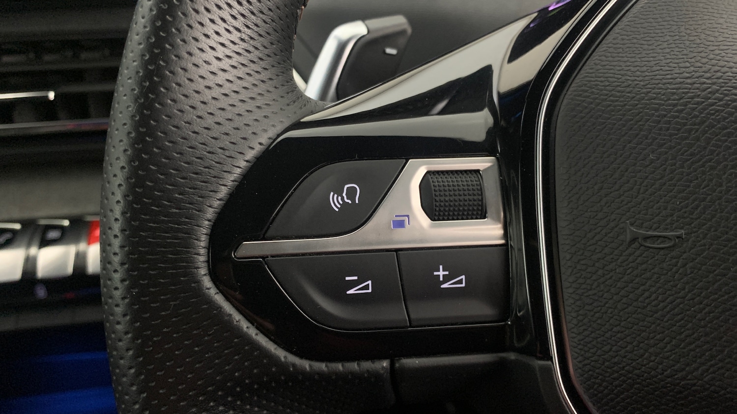 Used Peugeot 5008 2024 for sale - 76887940: Photo 19