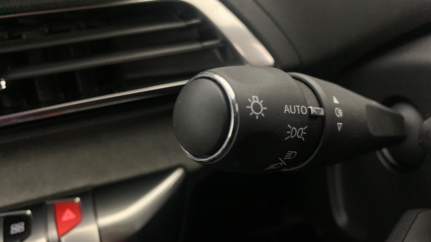 Used Peugeot 5008 2024 for sale - 76887940: Photo 36