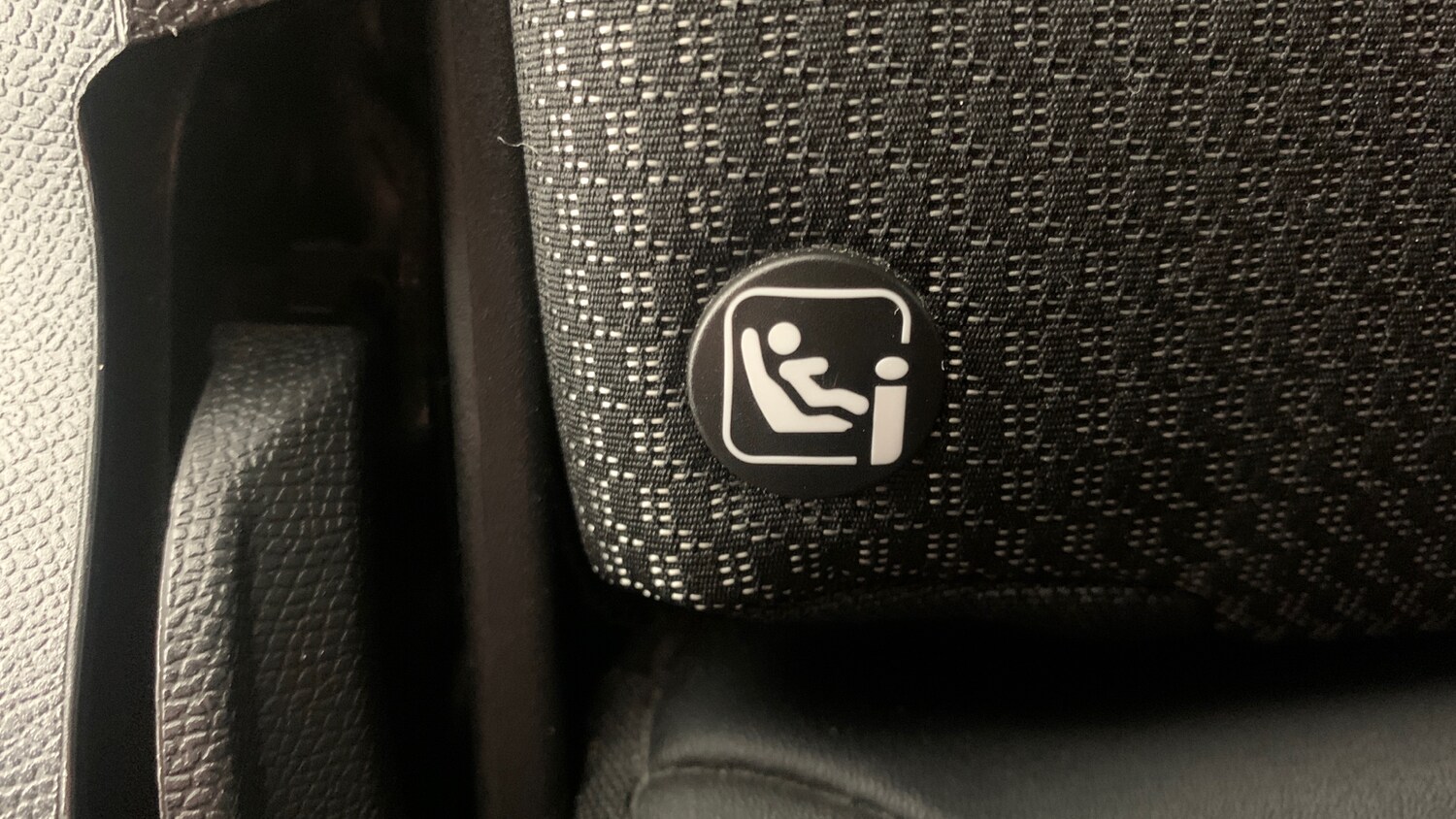 Used Peugeot 5008 2024 for sale - 76887940: Photo 40