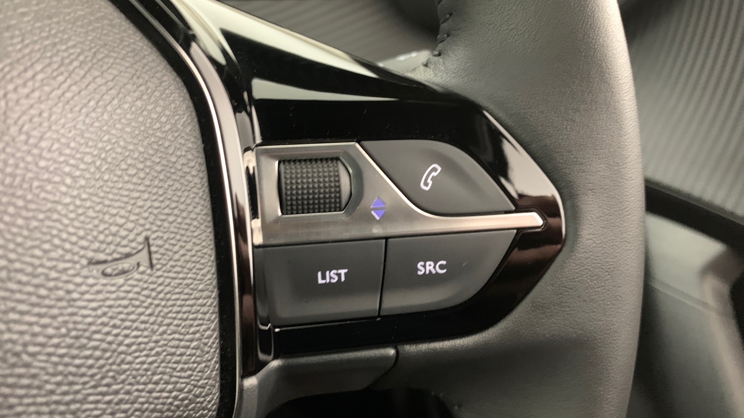 Used Peugeot 2008 2025 for sale - 76327704: Photo 18