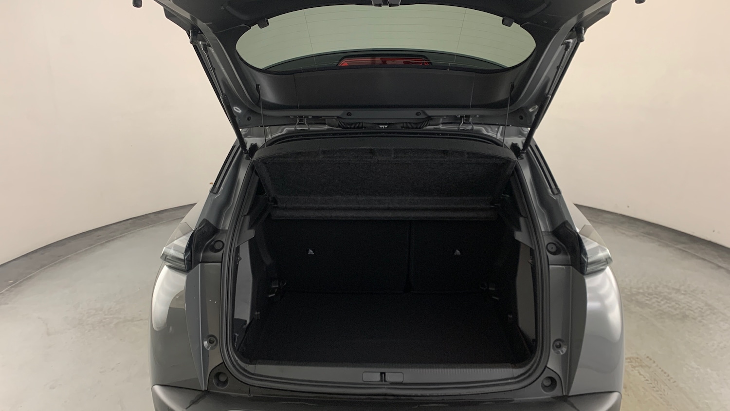 Used Peugeot 2008 2025 for sale - 76327704: Photo 5