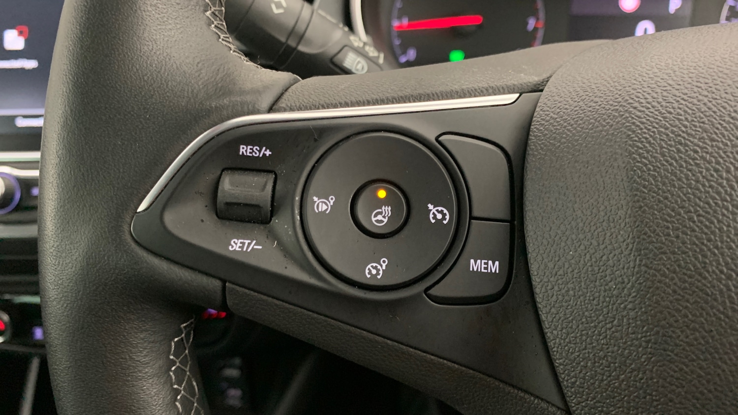 Used Vauxhall Crossland 2024 for sale - 75992277: Photo 19