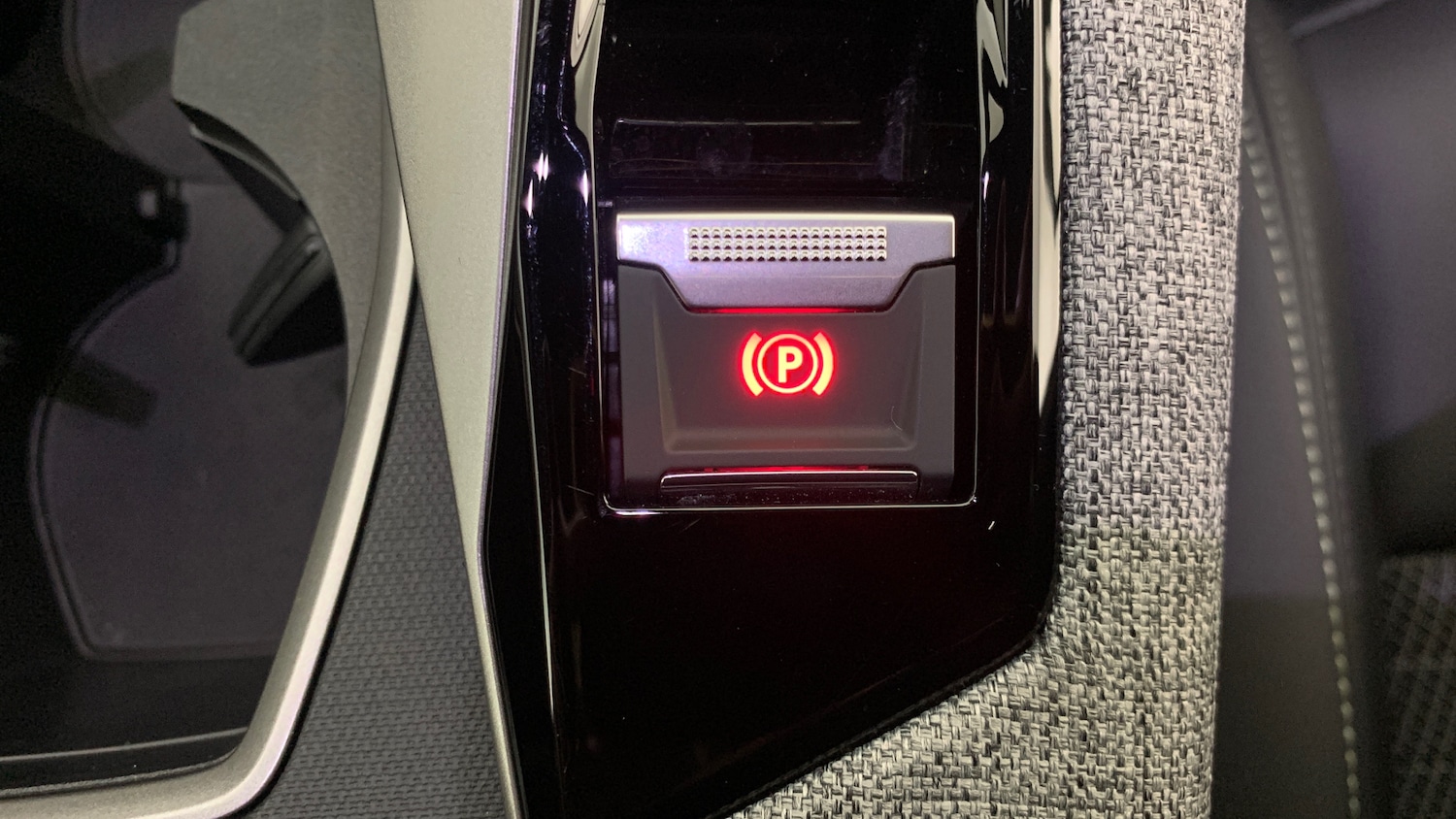 Used Peugeot 3008 2025 for sale - 76887888: Photo 35