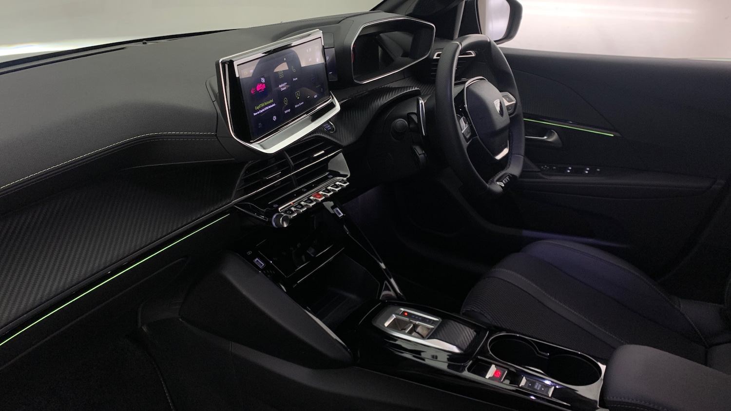 Used Peugeot 208 2025 for sale - 76998810: Photo 2