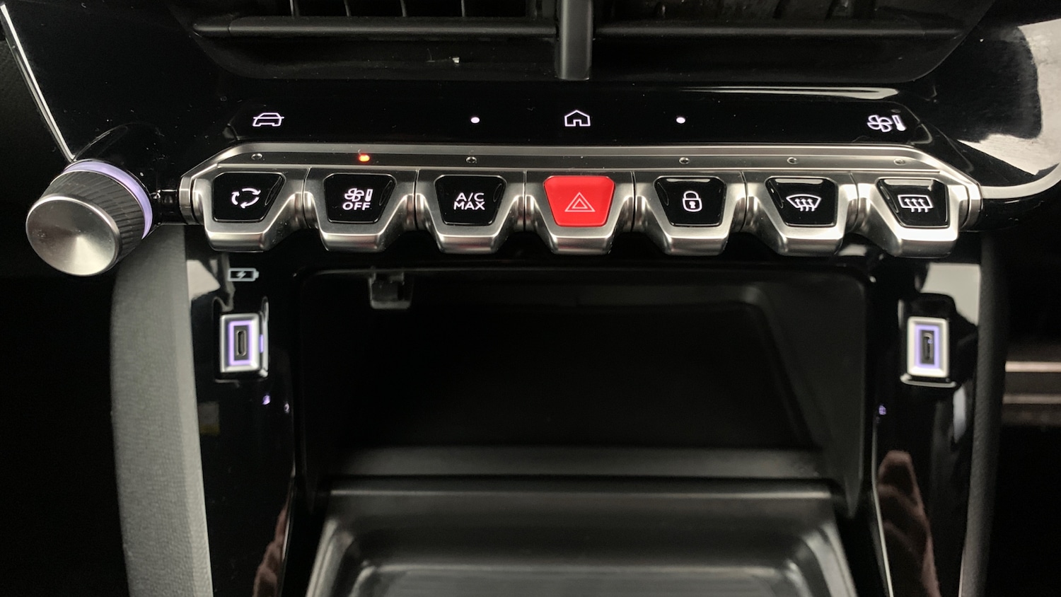 Used Peugeot 208 2025 for sale - 76998810: Photo 30