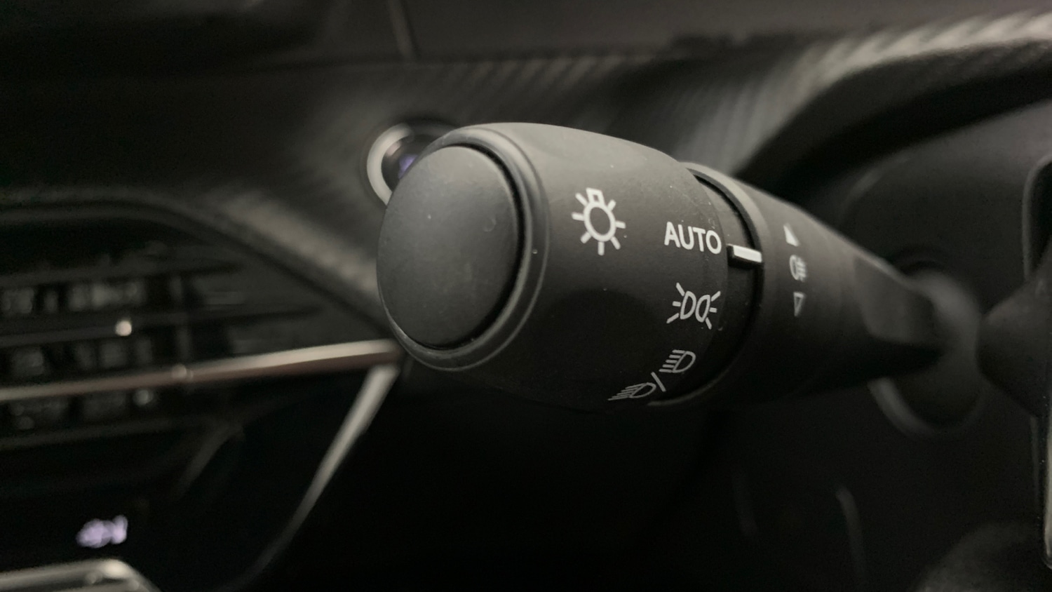 Used Peugeot 208 2025 for sale - 76998810: Photo 35