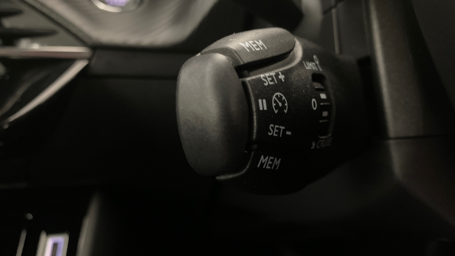 Used Peugeot 208 2025 for sale - 76998810: Photo 37