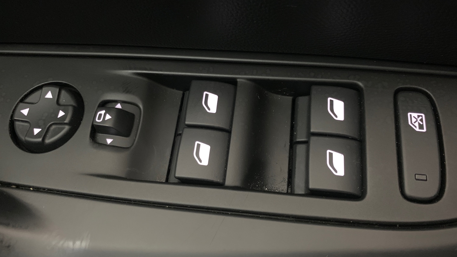 Used Peugeot 208 2025 for sale - 76998810: Photo 38