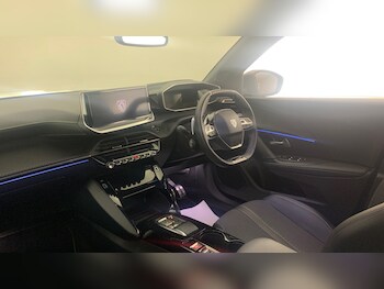 Used Peugeot 2008 2025 for sale - 77551324: Photo