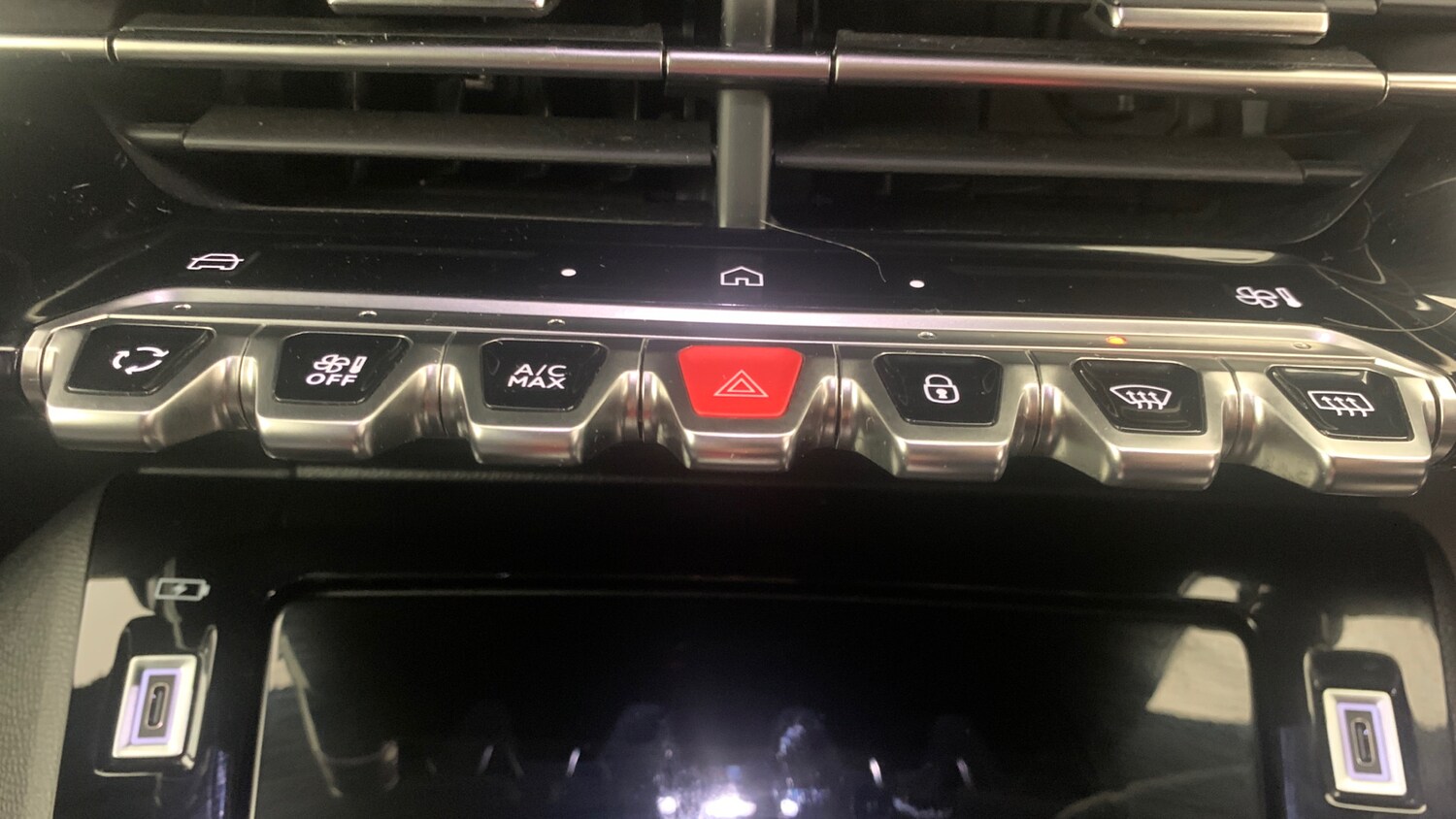 Used Peugeot 2008 2025 for sale - 77551324: Photo 31