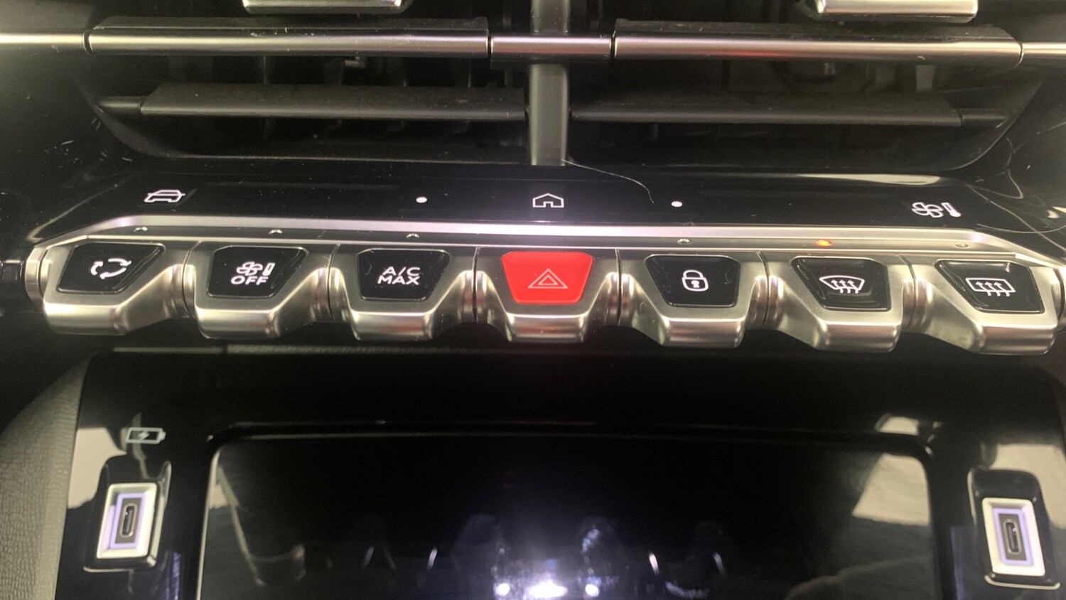 Used Peugeot 2008 2025 for sale - 77551324: Photo 32