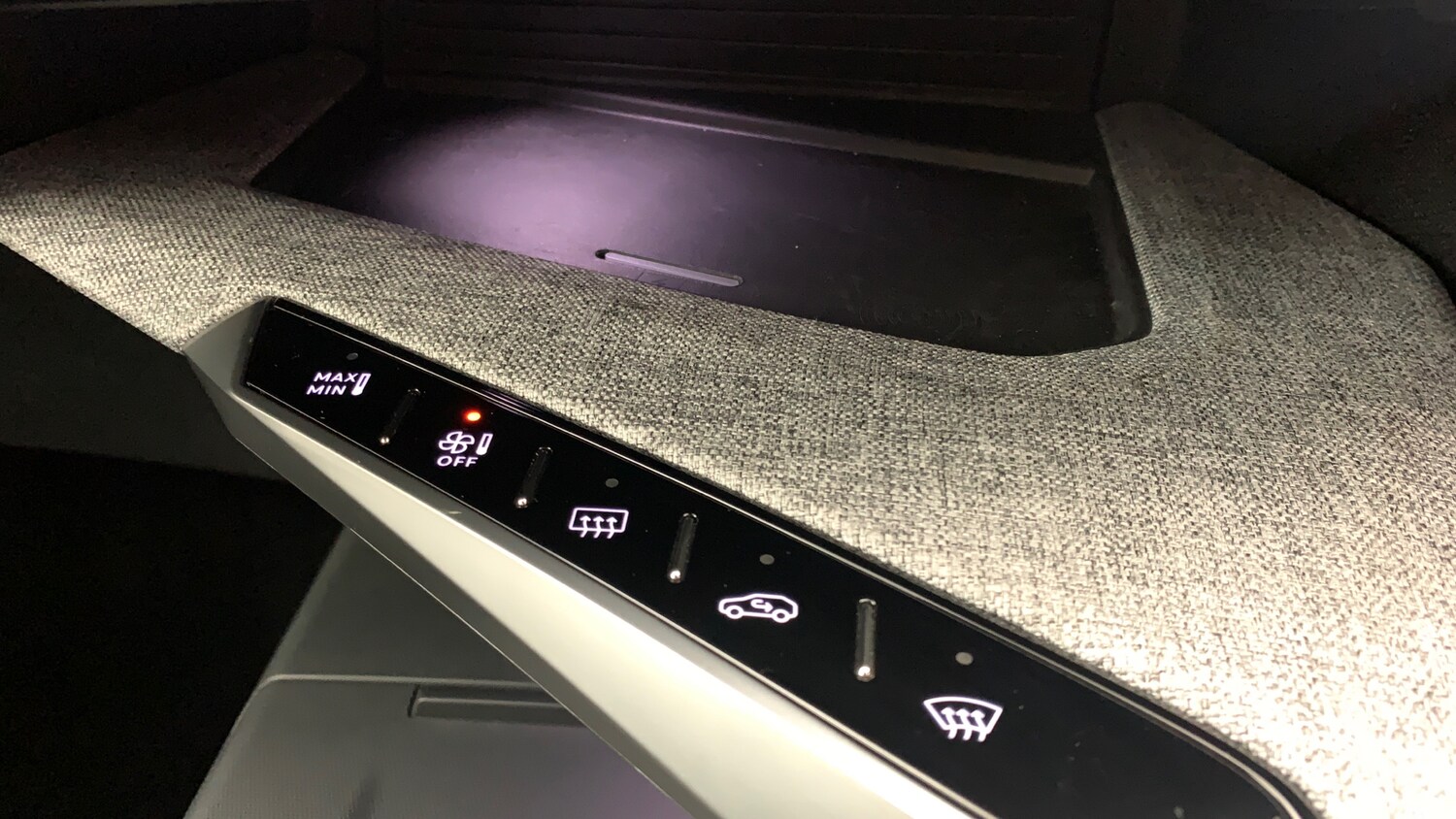 Used Peugeot 3008 2024 for sale - 77497931: Photo 34