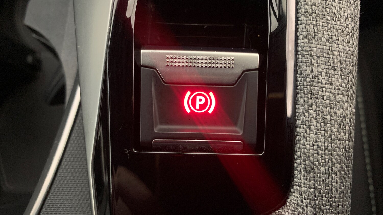 Used Peugeot 3008 2024 for sale - 77497931: Photo 40