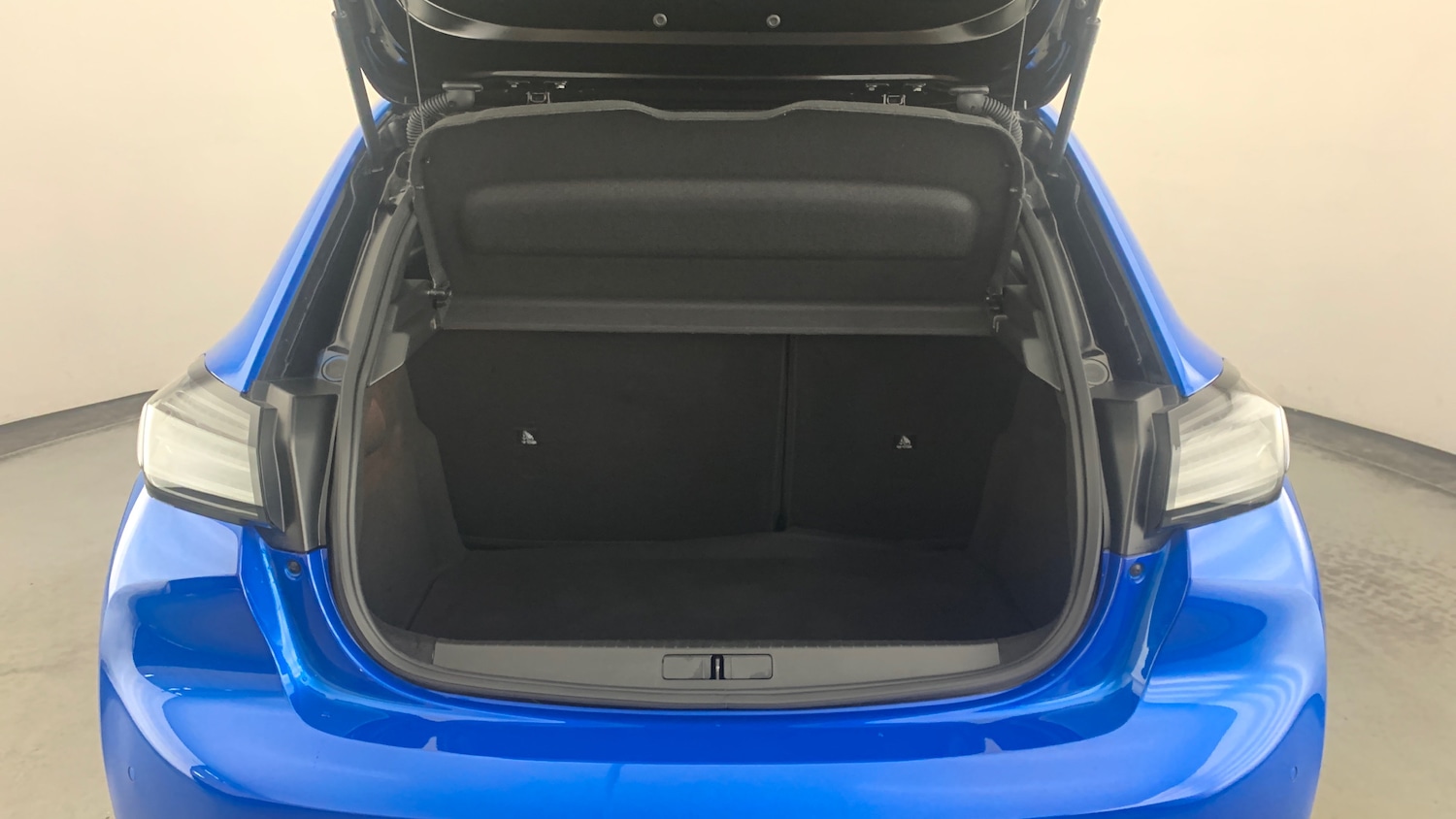 Used Peugeot 208 2025 for sale - 77497909: Photo 5