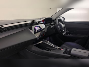Used Peugeot 308 2024 for sale - 76260951: Photo 2