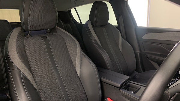 Used Peugeot 308 2024 for sale - 76308008: Photo 43